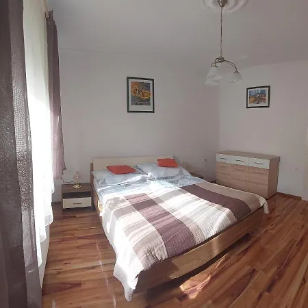 Nora Vendeghaz Dom wakacyjny *