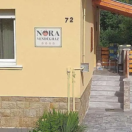 Hébergement de vacances Nóra *