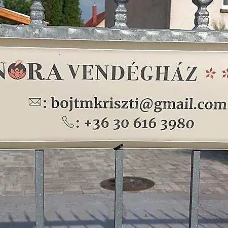 Nóra Hébergement de vacances *