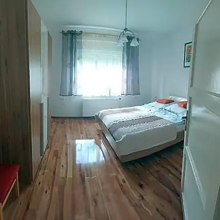 Nóra Hébergement de vacances